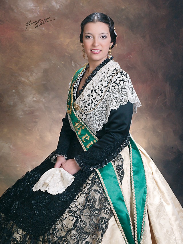 María López López Queen 2006