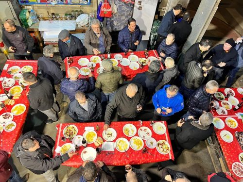 20251205_cena_pajarita_f94eda24-d496-4e3d-9e3e-54bea28f490f