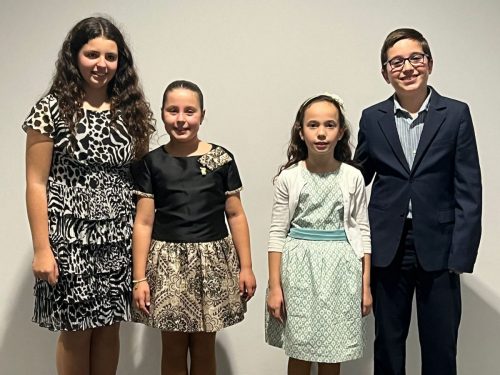 20251206_pres_g06_PHOTO-2025-12-06-21-46-33